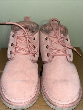 Ugg Spring pink Nuemel boots